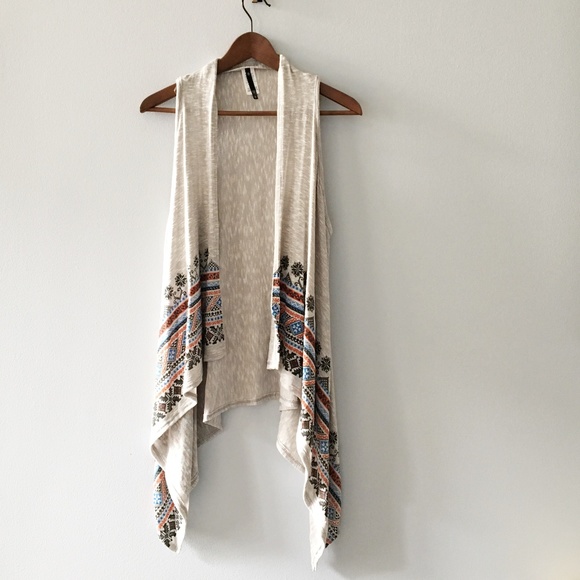 Love Culture Sweaters - [ l o v e  // c u l t u r e ]  Sleeveless Cardigan